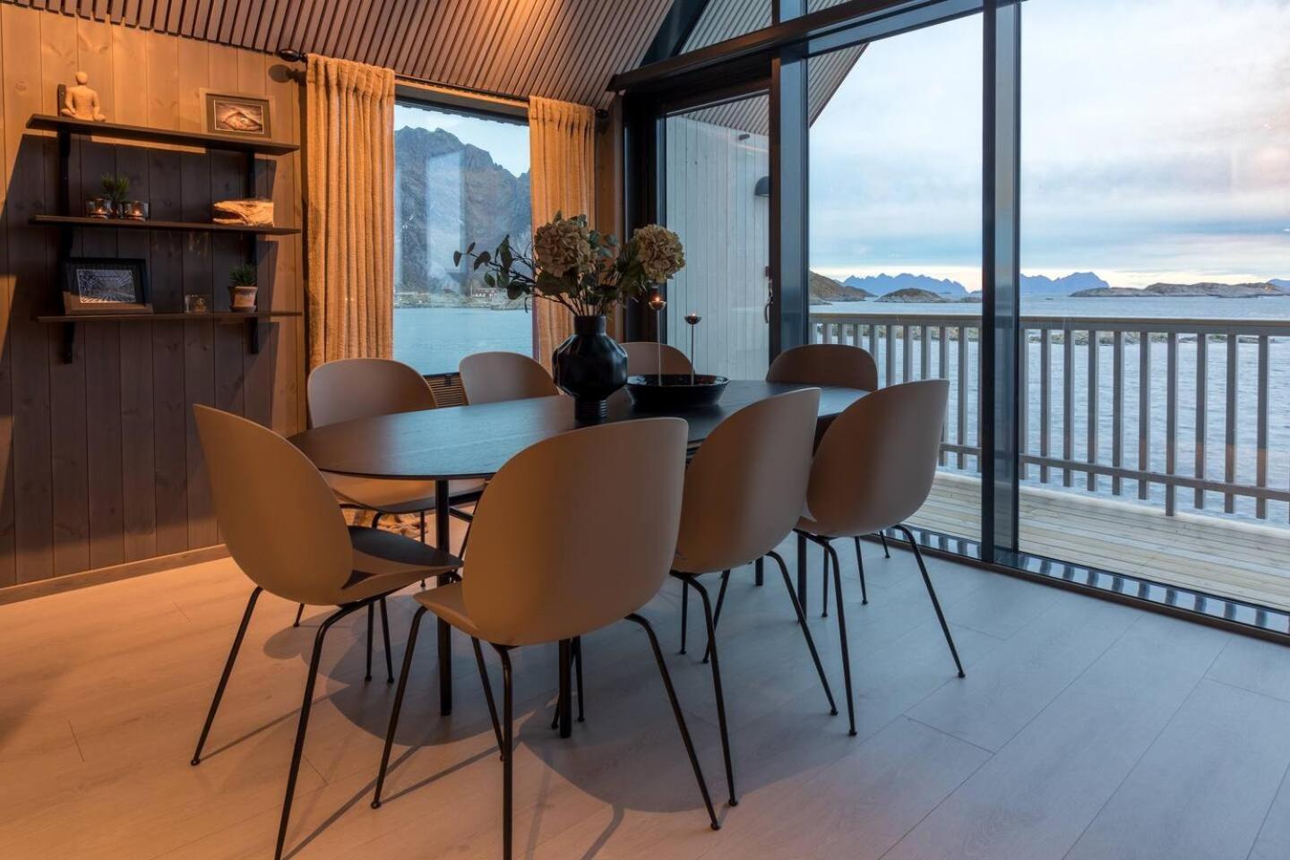 Leilighet Med Fantastisk Utsikt Apartment Henningsvaer Exterior photo