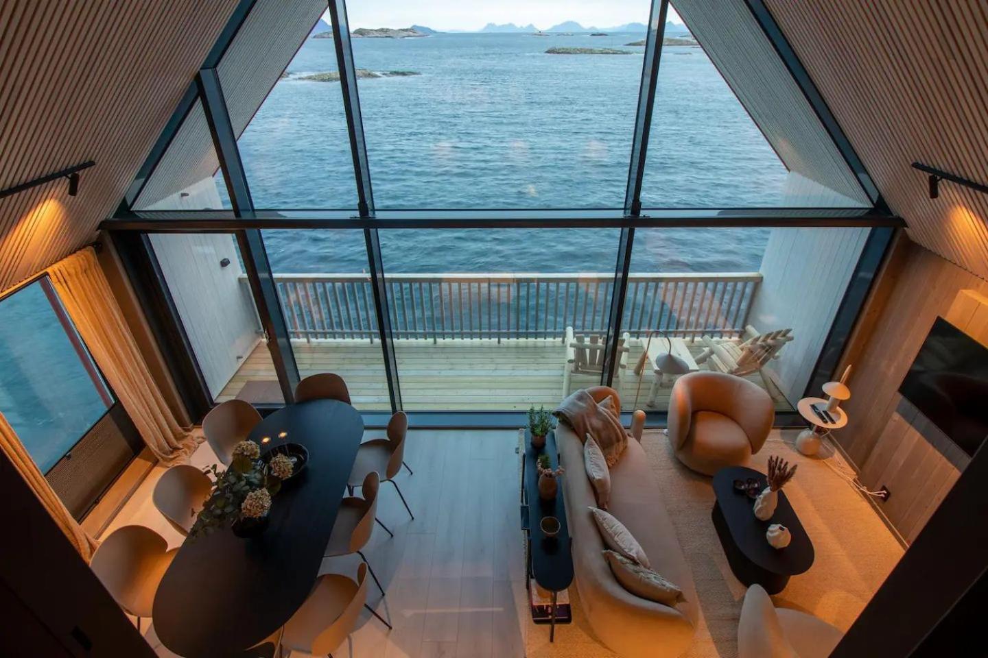 Leilighet Med Fantastisk Utsikt Apartment Henningsvaer Exterior photo